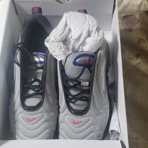 Men Nike Air Max 720